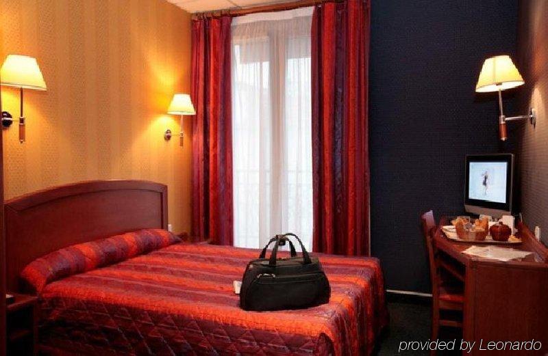 Hotel Charlemagne Neuilly-sur-Seine Zimmer foto